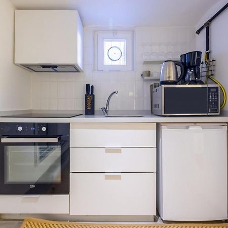 イスタンブールVibrant Flat 5 Minutes Walk To Istiklal In Beyogluアパートメント エクステリア 写真